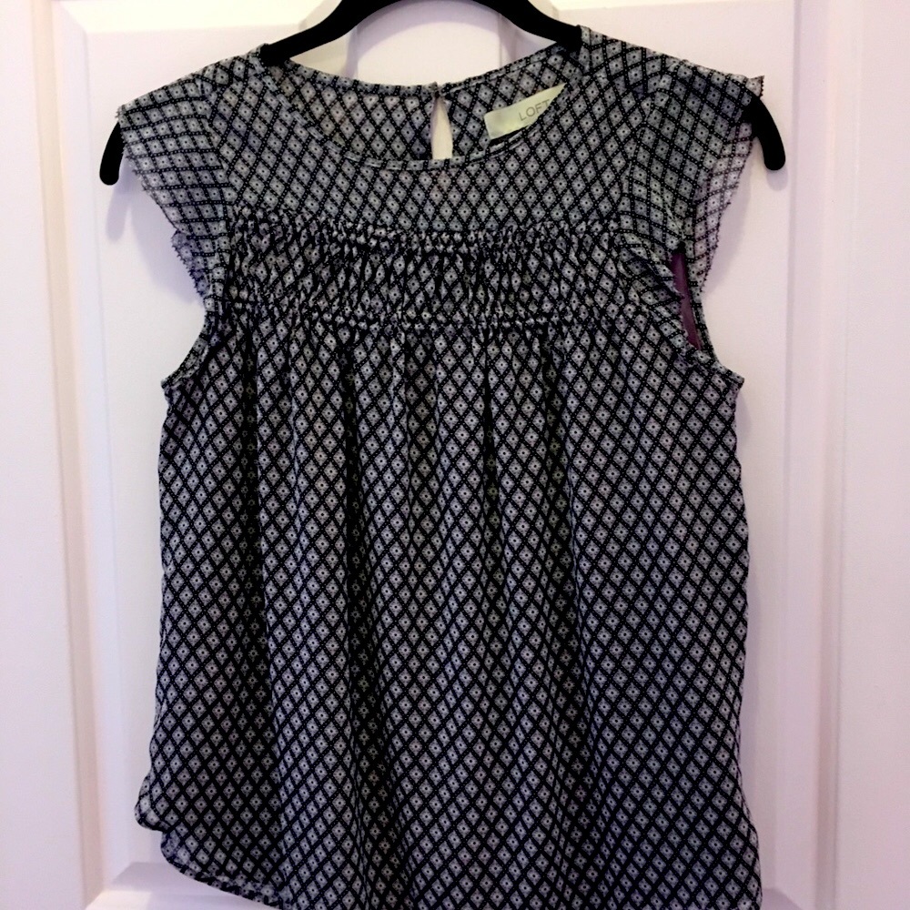 Ann Taylor Loft Petite Top - Picture 3 of 8
